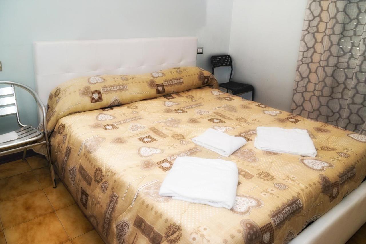 B&B Porta Roma Capua Buitenkant foto